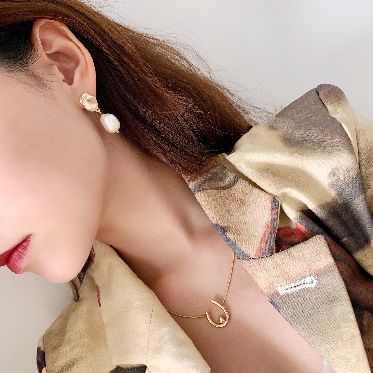 NATURAL BAROQUE PEARLS